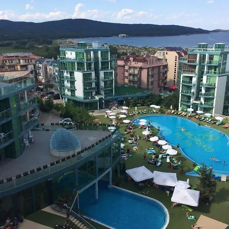 Appartamento 802, Spacy Apm With Sea View.